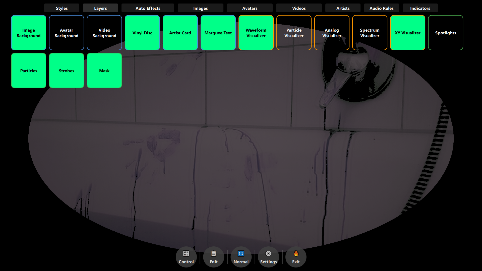 DJMirror Pulse audio-reactive layer panel — real-time audio-driven DMX lighting control